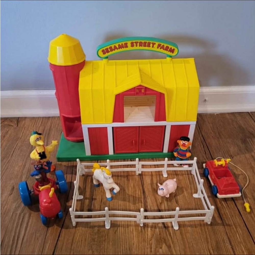 Vintage ILLCO Sesame Street Farm Playset